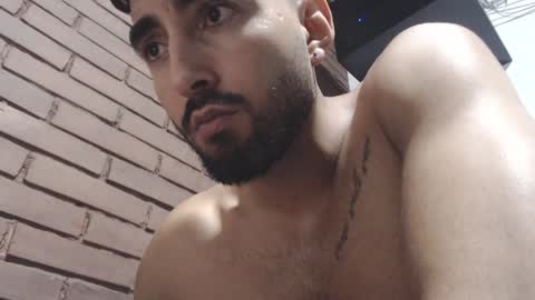 Snapshot of joao_batista_team chatting on January 18, 2:03 am JOAO BATISTA online show from January 18, 2:03 am