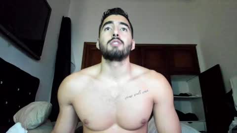 Snapshot of joao_batista_team chatting on November 4, 1:05 am JOAO BATISTA online show from November 4, 1:05 am