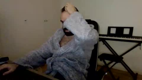 joaodias_18 online show from December 17, 10:16 pm