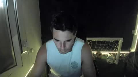 Snapshot of joaquin420_hot chatting on June 18, 1:04 pm joaquin420_hot online show from June 18, 1:04 pm