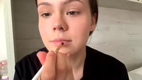 Mila online show from March 26, 9:48 am