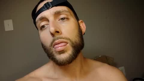 joe883555 online show from October 13, 9:37 pm