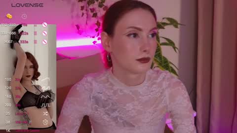 Snapshot of joe___joe chatting on December 4, 8:23 am Joe online show from December 4, 8:23 am