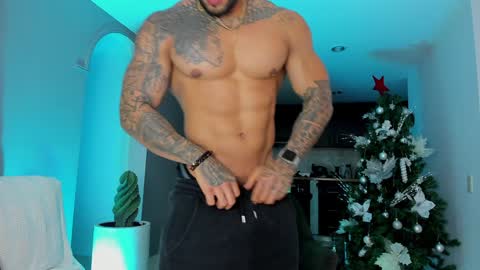 joe_esthetic online show from December 19, 12:34 am