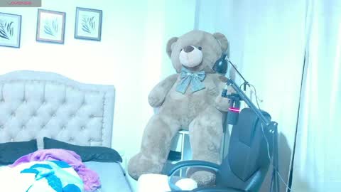 Snapshot of joe_jhonson chatting on May 25, 10:43 am joe jhonson online show from May 25, 10:43 am