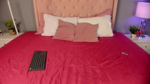 Emma  Joe online show from December 4, 4:33 am