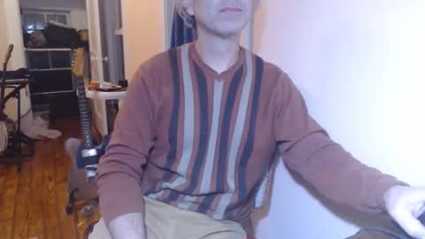 Snapshot of joebo7575 chatting on December 5, 4:10 am joebo7575 online show from December 5, 4:10 am