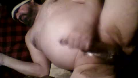 Snapshot of joel73419 chatting on May 10, 2:06 am joel73419 online show from May 10, 2:06 am