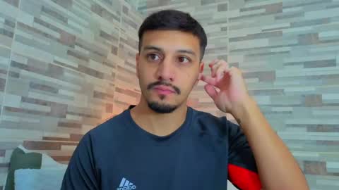 Joel Callvil online show from April 18, 4:00 pm