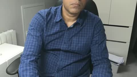 Snapshot of joeshades21 chatting on January 14, 11:20 am joeshades21 online show from January 14, 11:20 am