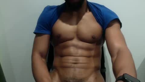 Snapshot of joey0490 chatting on December 20, 11:45 pm joey0490 online show from December 20, 11:45 pm