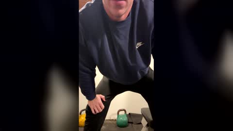 joeybanan online show from December 20, 8:32 am