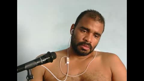 johan2222222222 online show from March 8, 8:34 pm