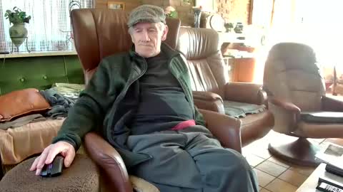 johan7 heet online show from February 19, 2:23 pm