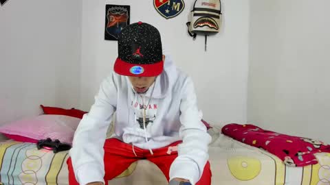 johan_and_antonella online show from December 4, 2:20 am