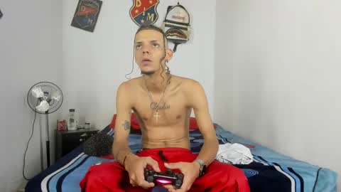 johan_and_antonella online show from January 11, 9:57 pm