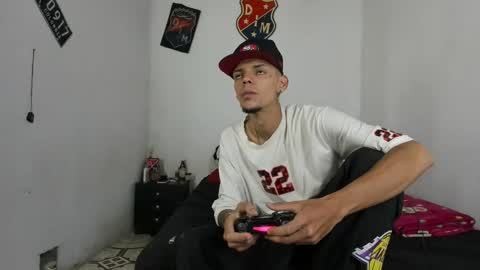 johan_and_antonella online show from January 15, 10:35 pm