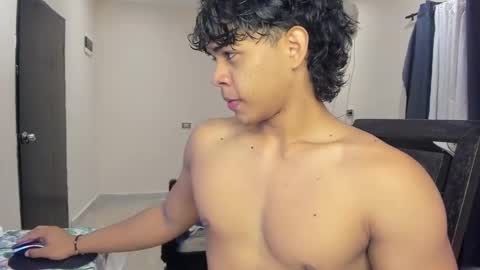 Snapshot of johan_beley_7k chatting on January 25, 1:19 pm Johan Beley online show from January 25, 1:19 pm