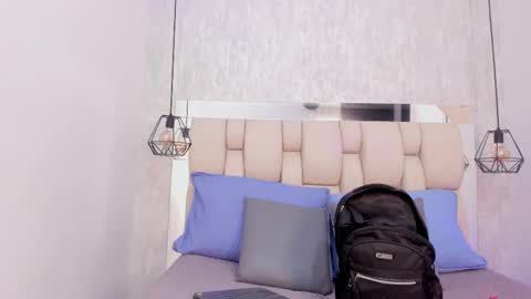 Snapshot of johan_gz_ chatting on September 10, 11:32 am Johan online show from September 10, 11:32 am