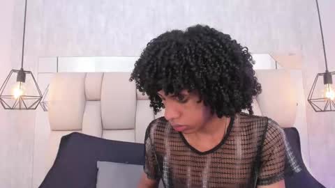 Snapshot of johan_gz_ chatting on September 15, 11:32 am Johan online show from September 15, 11:32 am