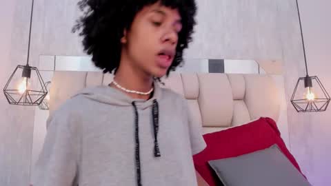 Snapshot of johan_gz_ chatting on September 19, 11:55 am Johan online show from September 19, 11:55 am