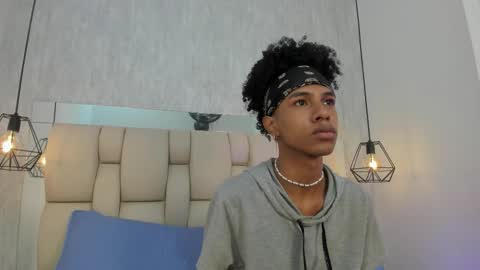 Snapshot of johan_gz_ chatting on October 9, 11:30 am Johan online show from October 9, 11:30 am