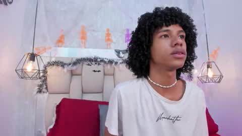 Snapshot of johan_gz_ chatting on October 20, 12:27 pm Johan online show from October 20, 12:27 pm