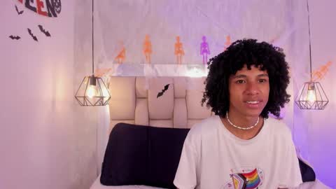 Snapshot of johan_gz_ chatting on October 22, 11:32 am Johan online show from October 22, 11:32 am