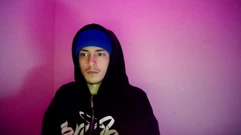 Snapshot of johan_parker222 chatting on October 5, 11:02 pm johan_parker222 online show from October 5, 11:02 pm