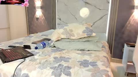 Snapshot of johan_williams_07 chatting on November 5, 2:00 am Johan Williams online show from November 5, 2:00 am