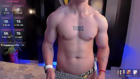 Snapshot of johan_williams_07 chatting on January 9, 11:28 pm Johan Williams online show from January 9, 11:28 pm