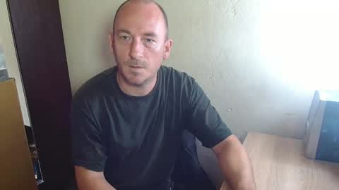 Snapshot of johanbarker chatting on October 28, 12:41 pm Johan online show from October 28, 12:41 pm