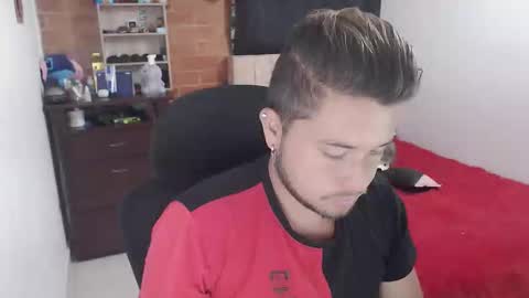 JOHAN independient model online show from March 5, 3:08 pm