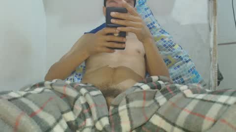 johantorres19 online show from July 1, 10:17 am