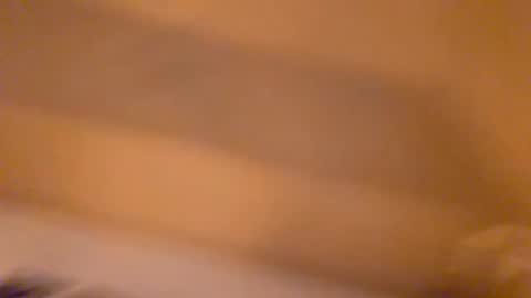 Snapshot of john0131739980 chatting on November 23, 5:18 am john0131739980 online show from November 23, 5:18 am