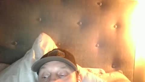 Snapshot of john0131739980 chatting on November 28, 6:49 am john0131739980 online show from November 28, 6:49 am