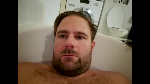 Snapshot of john281985 chatting on September 22, 8:00 pm john281985 online show from September 22, 8:00 pm