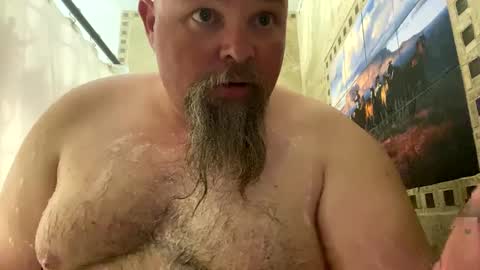 Snapshot of john40a chatting on February 25, 2:58 am John online show from February 25, 2:58 am