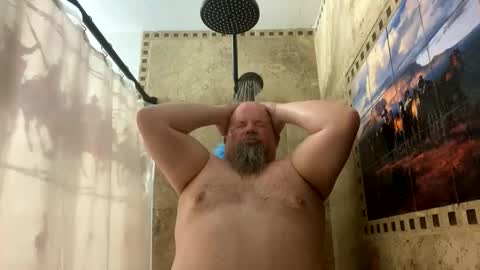 Snapshot of john40a chatting on November 10, 3:49 am John online show from November 10, 3:49 am