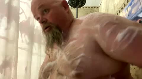 Snapshot of john40a chatting on December 16, 2:38 am John online show from December 16, 2:38 am