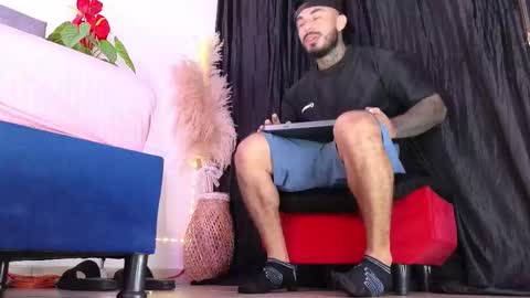 John  online show from March 23, 12:20 pm