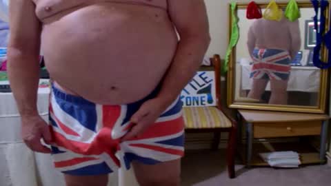 Snapshot of john_little_one chatting on September 27, 6:46 pm JOHN online show from September 27, 6:46 pm
