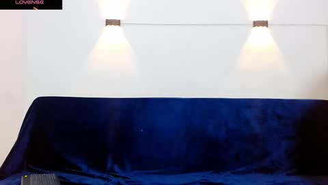 Snapshot of john_ssnow29 chatting on November 6, 8:37 am john_ssnow29 online show from November 6, 8:37 am