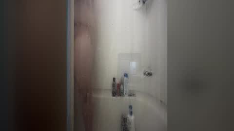 Snapshot of johndeepinn chatting on June 15, 5:15 pm johndeepinn online show from June 15, 5:15 pm