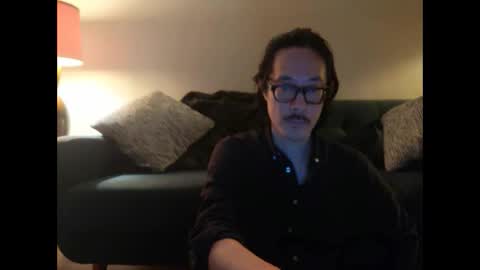 Johnee online show from October 26, 8:09 am