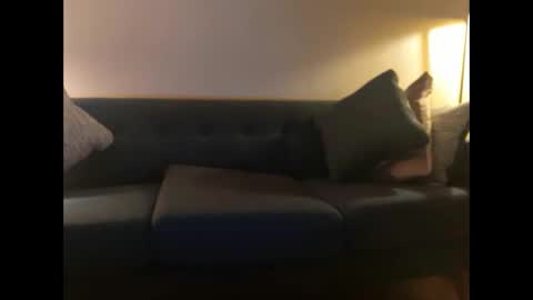 Johnee online show from January 18, 8:51 am