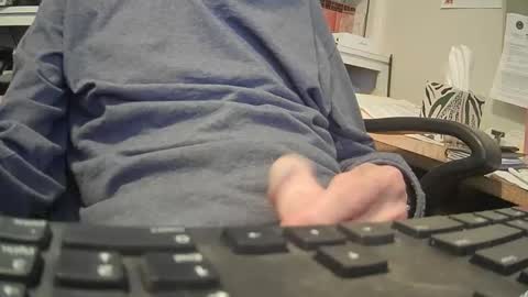 Snapshot of johngp777 chatting on May 25, 1:50 pm johngp777 online show from May 25, 1:50 pm
