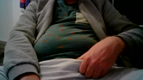 Snapshot of johnjerkof chatting on January 2, 10:01 pm johnjerkof online show from January 2, 10:01 pm