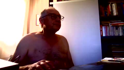 johnjohn6226 online show from January 16, 1:47 pm