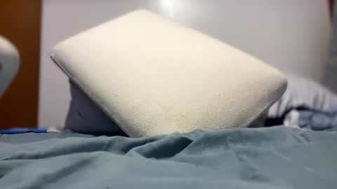 Snapshot of johnjow10 chatting on January 15, 6:12 am JOHN online show from January 15, 6:12 am